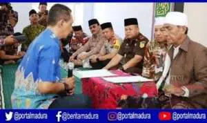 Kepala BPBD Sampang Masuk Islam