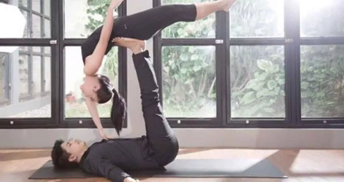 4 Manfaat Yoga Untuk Hubungan Seks Luar Biasa