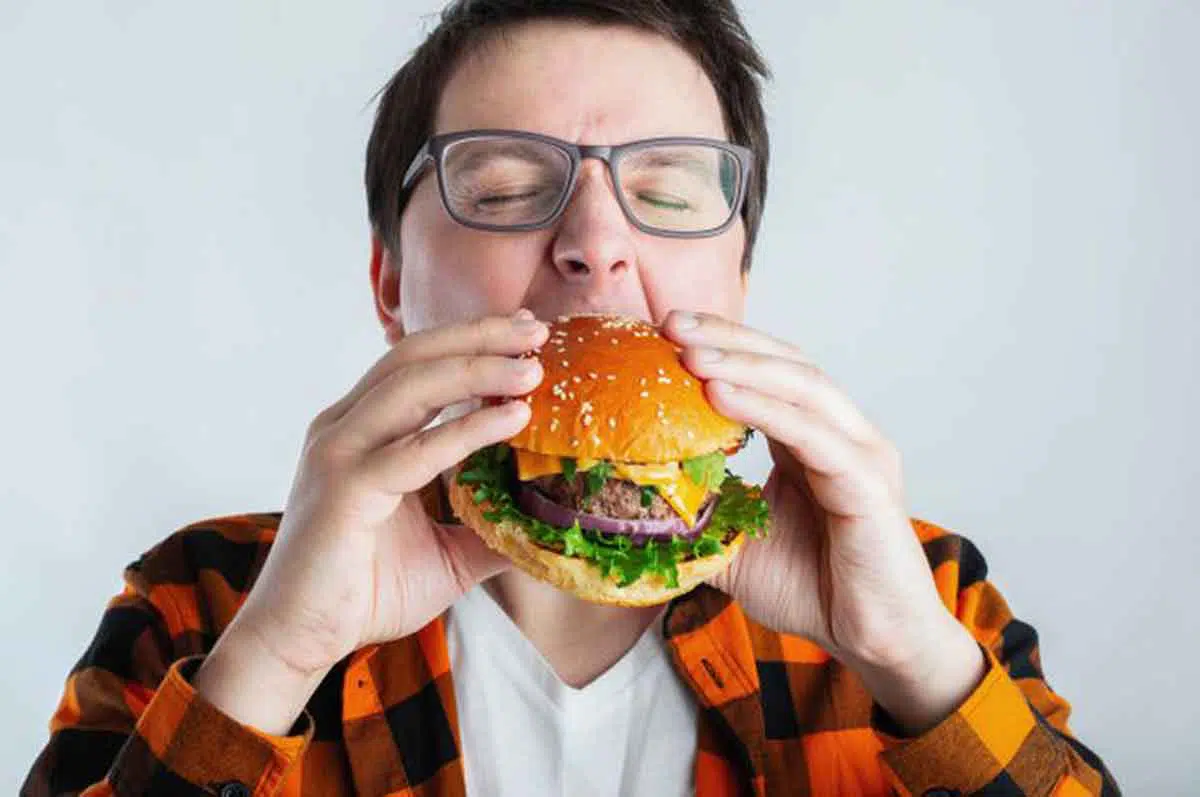 Awas, Konsumsi Hamburger Berlebihan bisa Berdampak Buruk