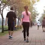 4 Tips Olahraga Jalan Kaki untuk Membakar Lemak