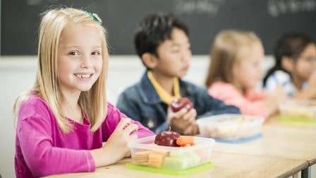 4 Kesalahan Saat Siapkan Bekal Sekolah Anak, Perhatikan!