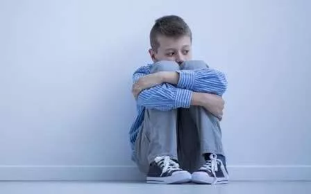 4 Sikap Orang Tua yang Bisa Sebabkan Si Kecil Minder
