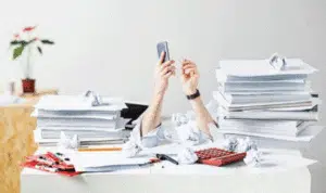 5 Alasan Gila Kerja Tak Baik Bagi Kehidupan