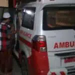Mayat Wanita di Pantai Camplong Dijemput Keluarga Duka asal Pamekasan