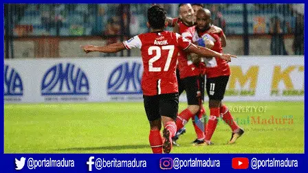 Andik Pertama Kali Ditonton Ibunya Ketika Madura United Menang Atas Arema