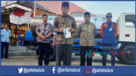 Bupati Bangkalan Mulai Suplai Air Bersih Gratis
