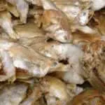 4 Cara Mudah Kurangi Rasa Asin pada Ikan Asin