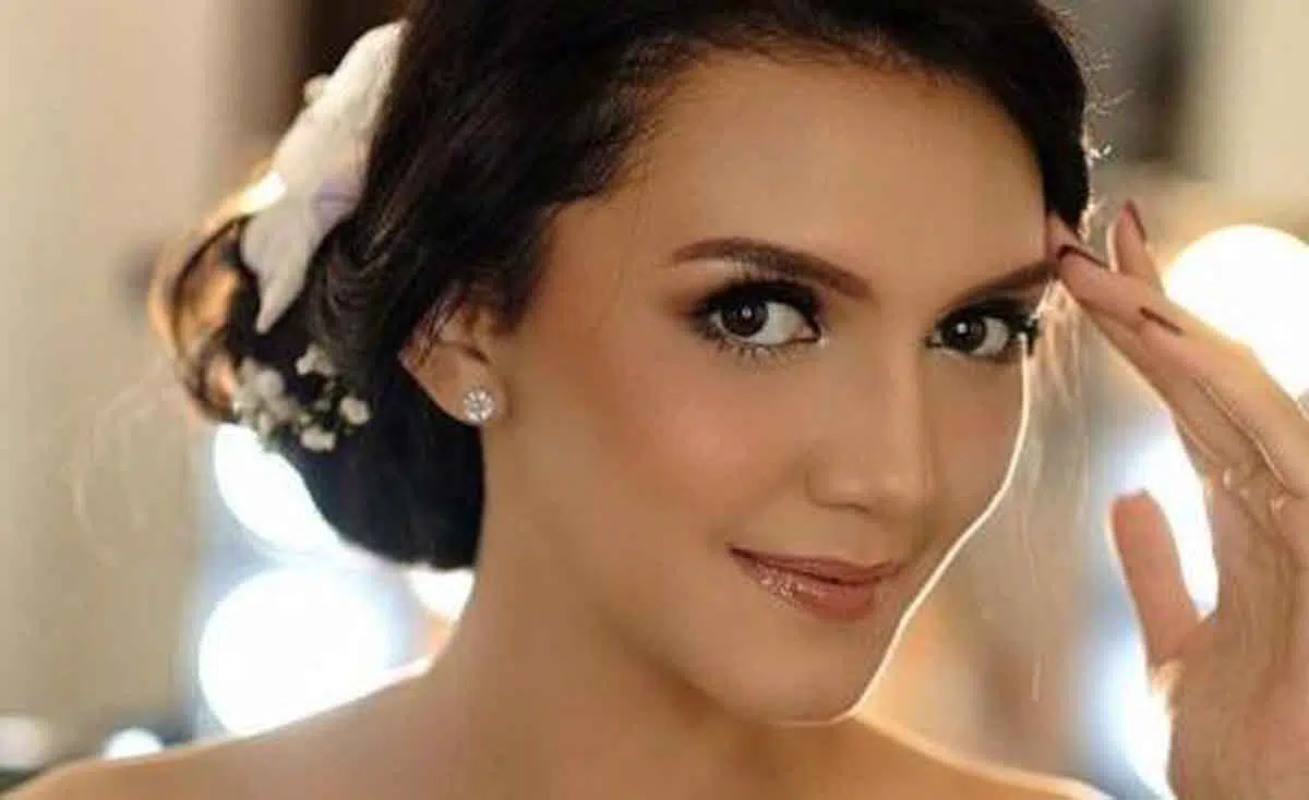 5 Cara Makeup Tahan Lama di Hari Pernikahan