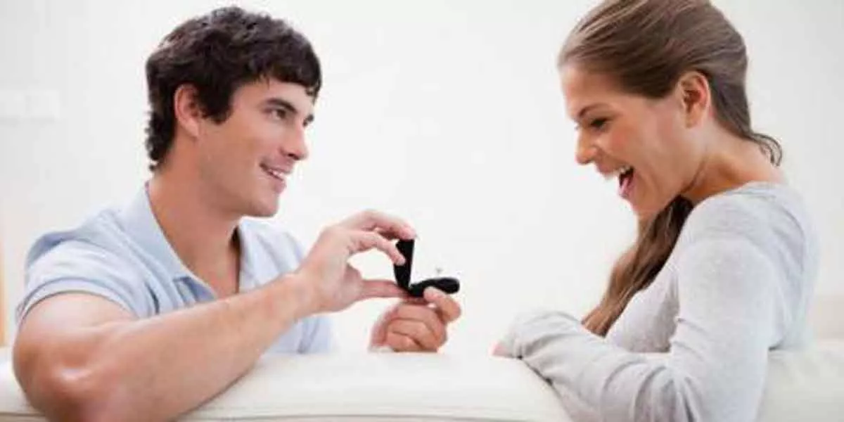 Mengajak Pacar Menikah Dengan 10 Cara Ini, Berani Coba? - Portalmadura.com Mengajak Pacar Menikah dengan 10 Cara Ini, Berani Coba?