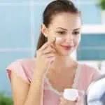 Mengenal Khasiat dan Efek Samping Retinol Bagi Kulit