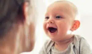 Merespon Ocehan Bayi Ternyata Bisa Bikin Lancar Bicaranya