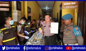 174 Polisi di Sampang Jalani Tes Urine