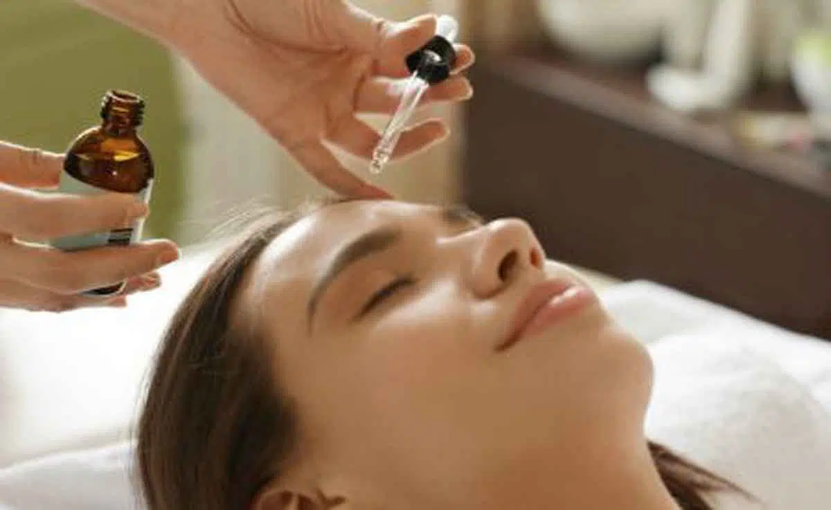 Perhatikan Hal Ini Saat Anda Gunakan Serum Vitamin C