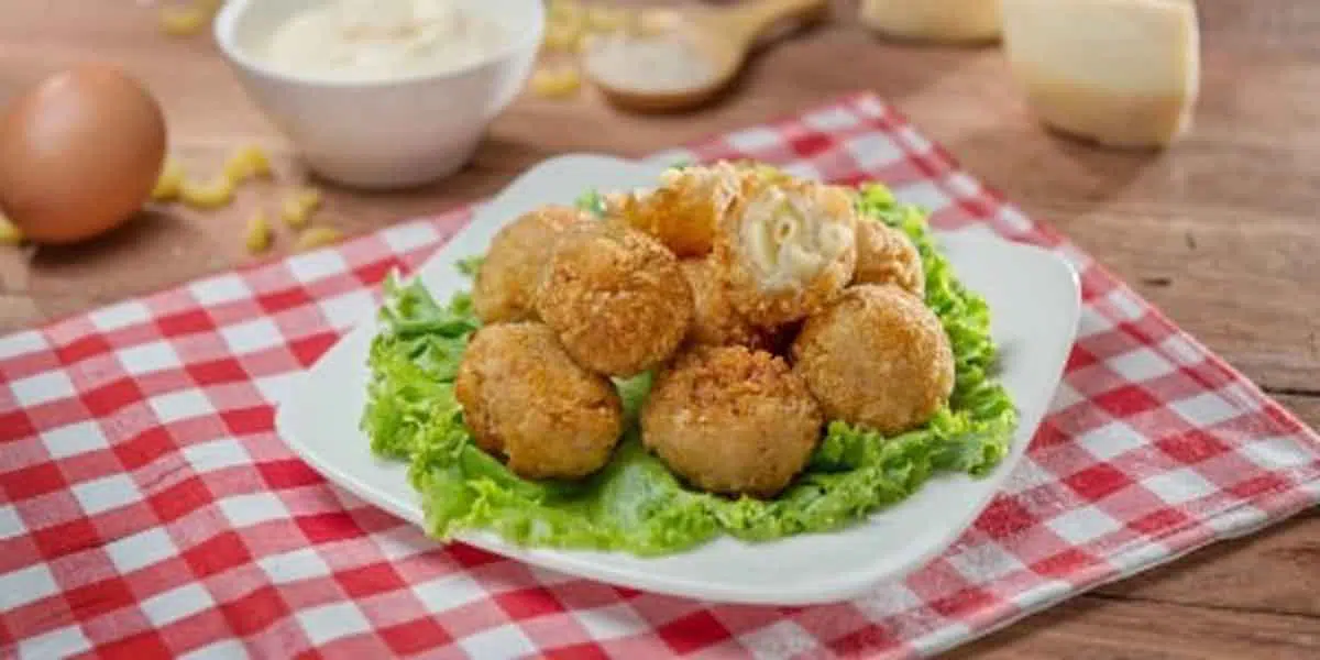 Resep Bola-Bola Makaroni Keju yang Menggoda Selera