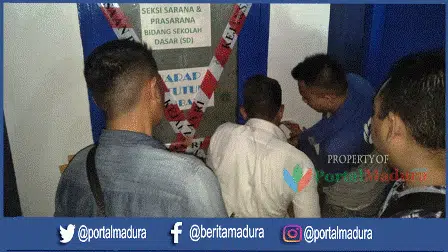 Kejaksaan Negeri Segel Ruang Kerja Sarpras Disdik Sampang