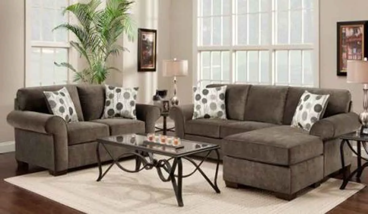 Lakukan 5 Hal Ini Agar Sofa di Rumah Awet