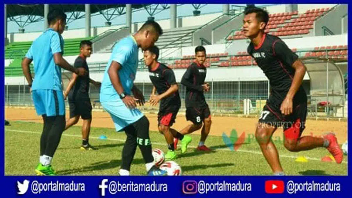 Boyong 19 Pemain, Madura FC Waspadai Bola Atas di Kandang Martapura FC