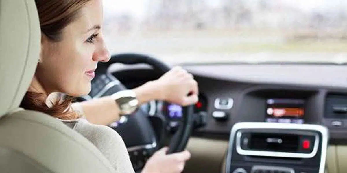 4 Cara Mengemudi Bagi Wanita yang Perlu Diketahui