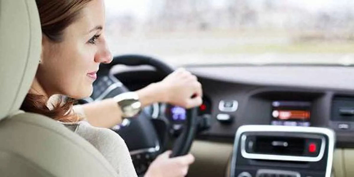 4 Cara Mengemudi Bagi Wanita yang Perlu Diketahui