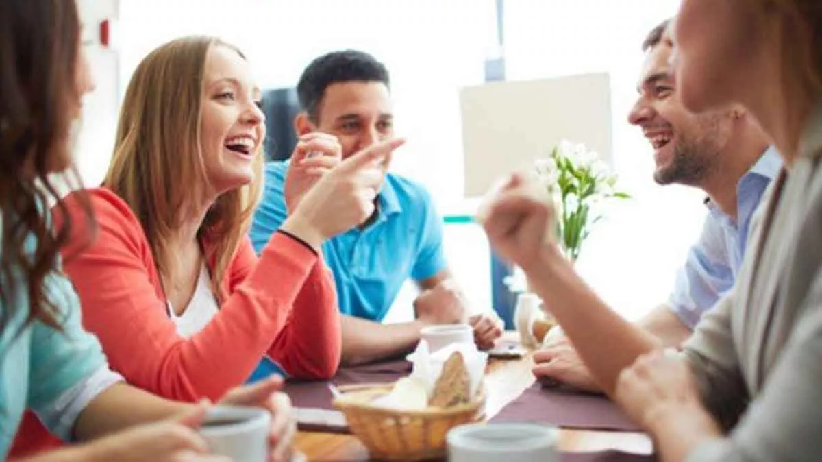 5 Zodiak Ini Paling Humoris dan Mencairkan Segala Suasana
