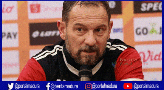 Dejan Antonic Mengundurkan Diri Sebagai Pelatih Madura United
