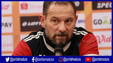 Dejan Antonic Mengundurkan Diri Sebagai Pelatih Madura United