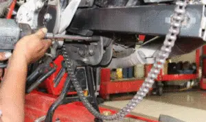 Kapan Waktu Tepat Ganti Gir dan Rantai Motor