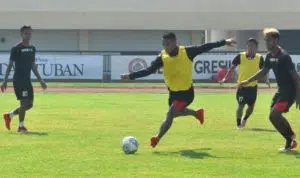 Madura FC VS Persik Kediri