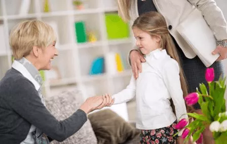 Moms, Kenali 5 Cara Ajarkan Anak Sopan Santun Sejak Dini - Portalmadura.com Moms, Kenali 5 Cara Ajarkan Anak Sopan Santun Sejak Dini