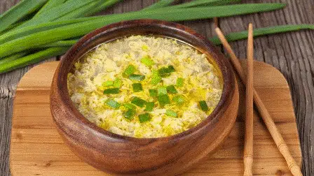 Resep Praktis Sup Telur Khas Korea yang Menggugah Selera