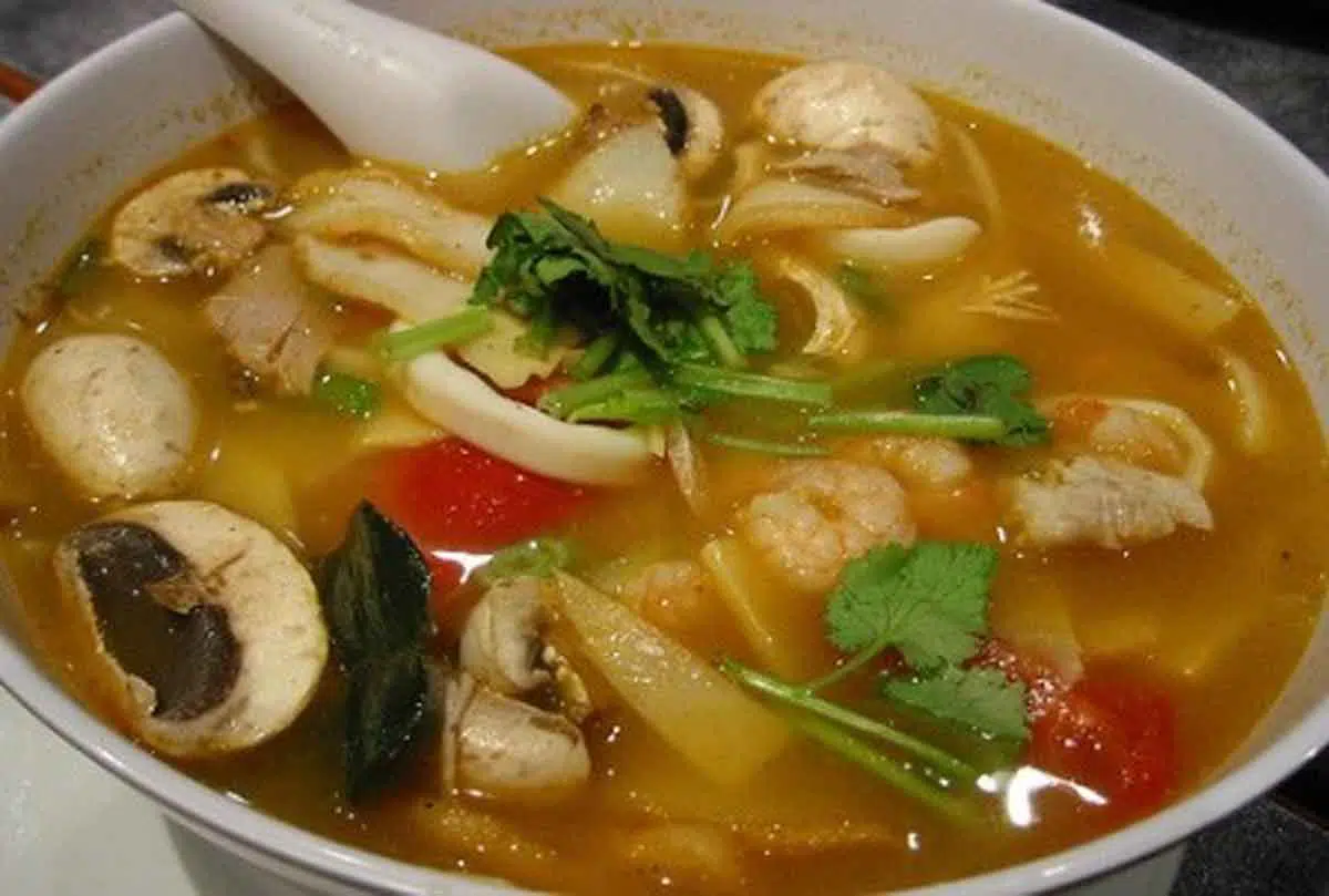 Maknyus, Resep Sup Jamur Kancing Super Pedas