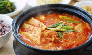 Resep Sup Kimchi Tahu Pedas yang Super Lezat