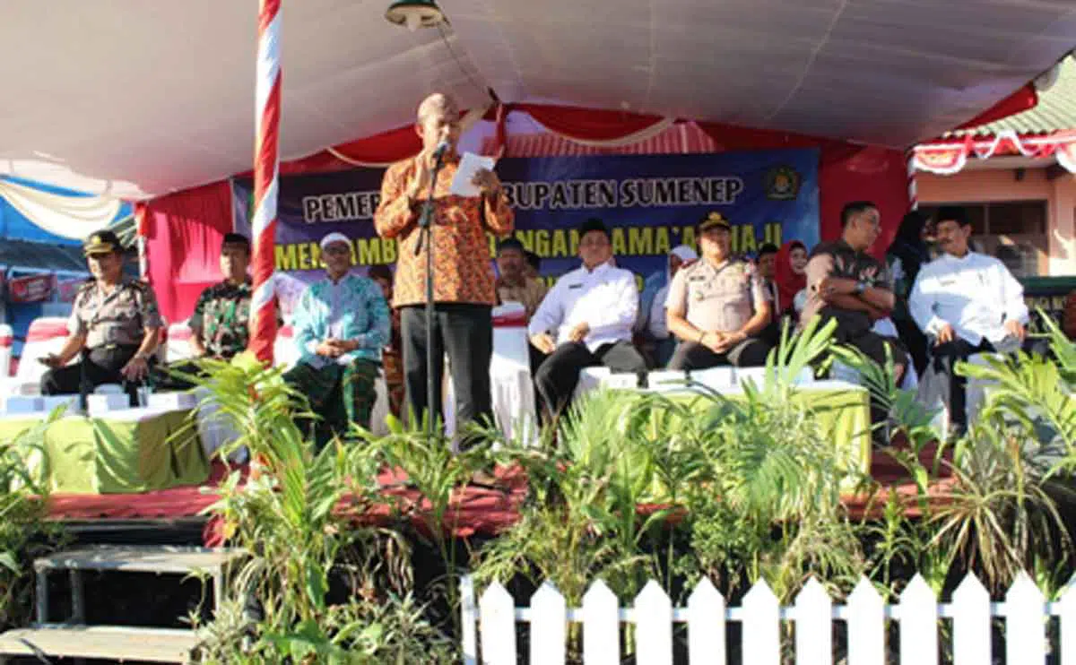 Dua Orang Masih Di Mekkah, Jemaah Haji Kloter 7 Tiba Di Sumenep - Portalmadura.com Dua Orang Masih di Mekkah, Jemaah Haji Kloter 7 Tiba di Sumenep