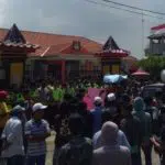 Klaim Suara Caleg Yang Didukung Hilang, Warga Luruk Bawaslu Bangkalan