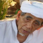Lebih Ampuh dari Pawang Hujan, Ini 5 Fakta Karomah Mbah Moen