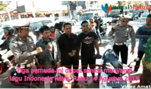 Sanksi Tak Pakai Helm, Viral Video Tiga Pemuda Nyanyikan Indonesia Raya di Sumenep