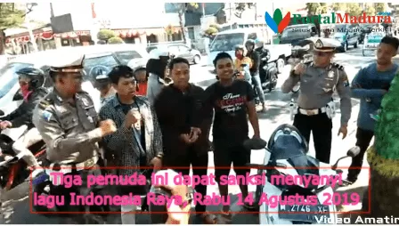 Sanksi Tak Pakai Helm, Viral Video Tiga Pemuda Nyanyikan Indonesia Raya di Sumenep