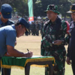 Beri Apresiasi, Bupati Sampang Hadiri Penutupan Upacara TNI TMMD Ke- 105