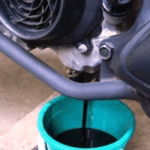 3 Ciri Oli Motor Harus Segera Diganti