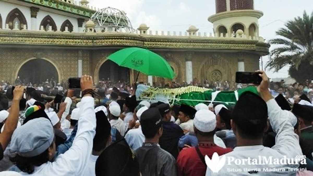Penggalan Cerita Dibalik Prosesi Pemakaman Ra Fuad