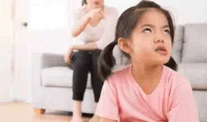 6 Cara Efektif Hadapi Si Kecil yang Keras Kepala