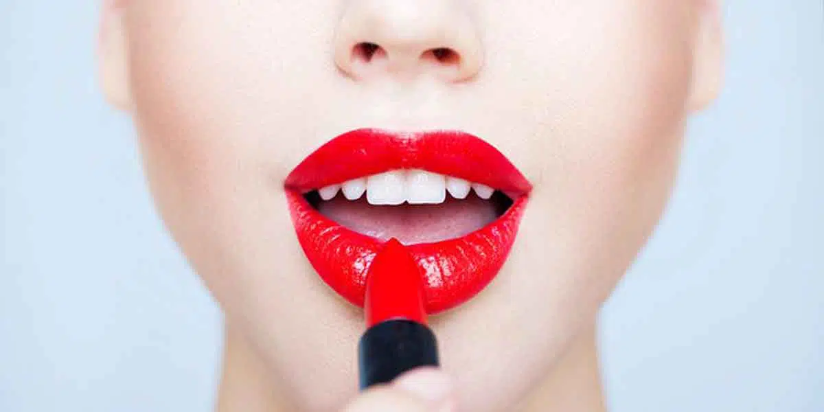 Begini Tips Menggunakan Lipstik Matte yang Tahan Lama