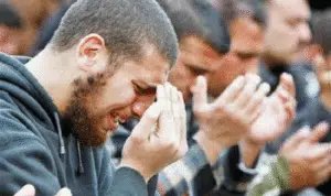 Baca Doa Ini Supaya Anda Terbebas dari Masalah