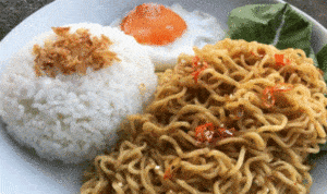 Bahaya Konsumsi Mi Instan Campur Nasi