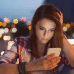 Bikin Emosi, Ini 5 Zodiak yang Malas Balas Chat