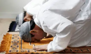 Cara Sempurnakan Salat Seperti yang Diajarkan Rasulullah