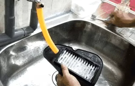 Ini Alasan Filter Udara Motor Tak Boleh Dicuci