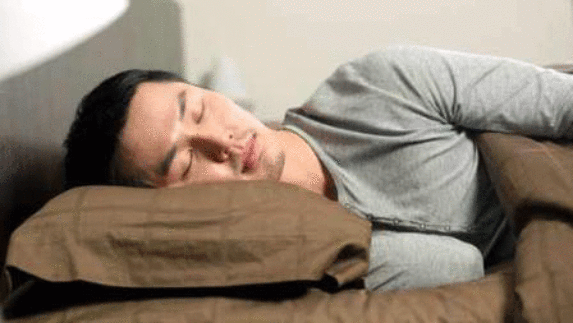 Jangan Sepelekan! Ini Manfaat Luar Biasa Baca Doa Sebelum Tidur