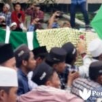Ra Fuad Dikebumikan di Kompleks Pasarean Syaichona Cholil Bangkalan