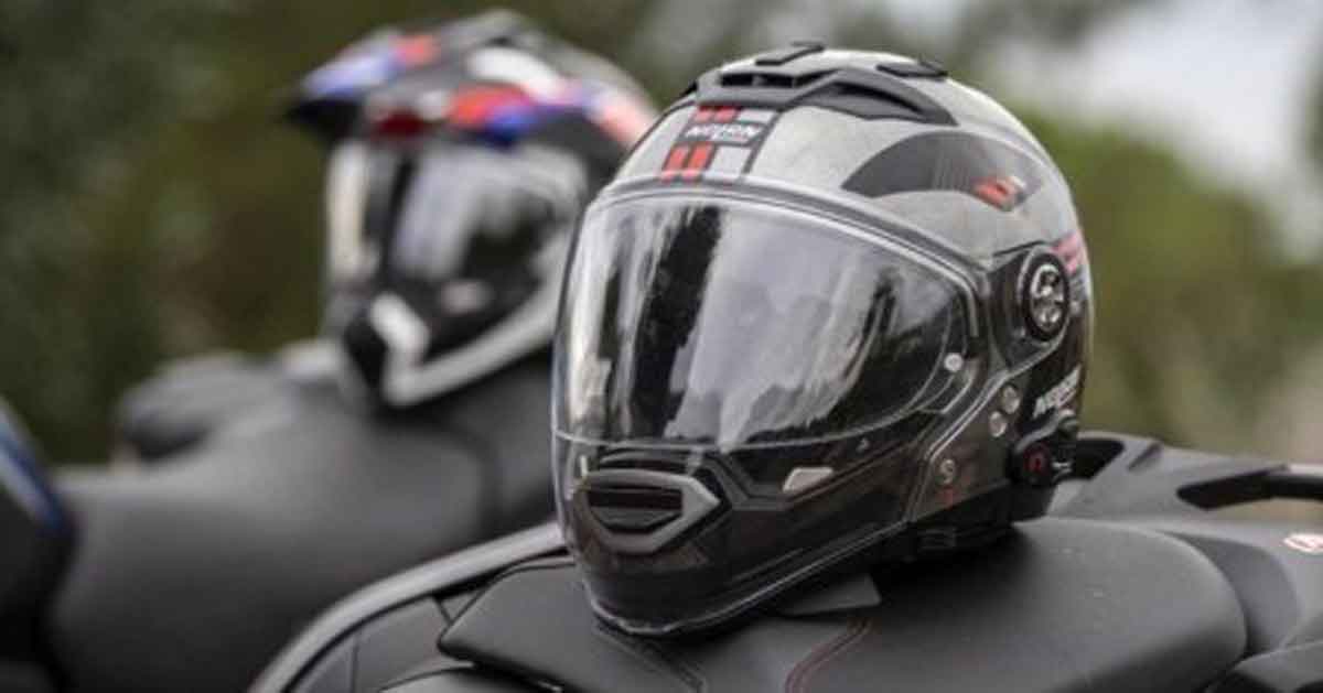 4 Jenis Helm yang Aman Saat Berkendara